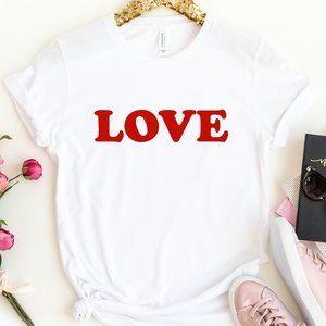 NWT Womens Love Graphic Fashion T shirt Style Tees